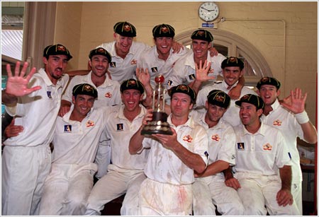 A victorious Aussie side