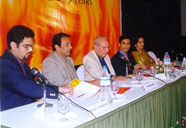 The Sippys with Dharmendra and Hema Malini