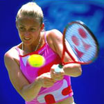 Mary Pierce in action against Suarez