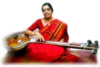 Suja Srinivas performing at a Madras music sabha