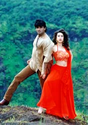 Sunil Shetty and Karishma Kapoor